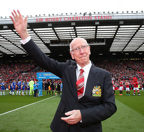 England and Man Utd legend Bobby Charlton diagnosed with dementia