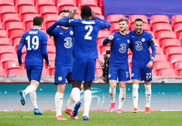 FA Cup finalists Chelsea celebrate their goal against Man City.