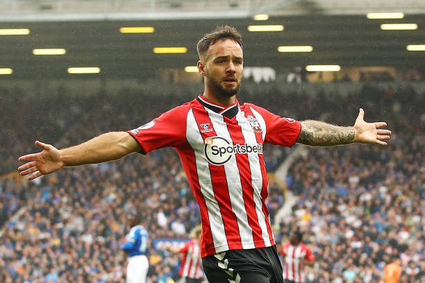 LIVERPOOL, ENGLAND - AUGUST 14: Adam Armstrong of Southampton celebrates scoring the opening goal during the Premier League match between Everton and Southampton at Goodison Park on August 14, 2021 in Liverpool, England. An interesting window for the Saints! (Photo by Chris Brunskill/Getty Images)