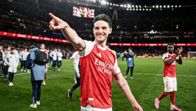 Arsenal Edge Closer as Relentless Man City Refuse to Blink